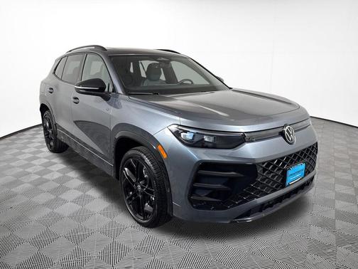 Platinum Gray Metallic 2025 Volkswagen Tiguan 2.0T SE R-Line Black 4MOTION