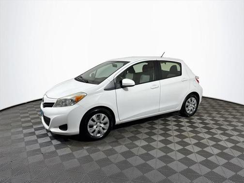 2012 Toyota Yaris LE