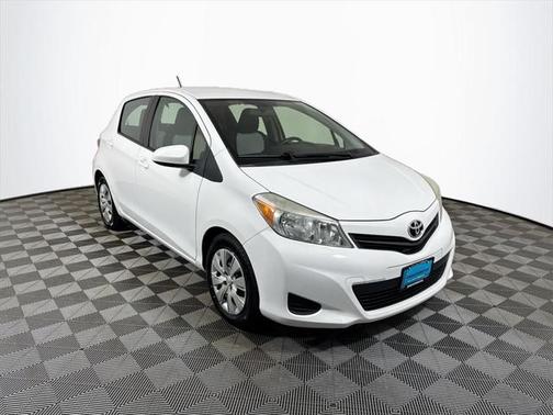 2012 Toyota Yaris LE