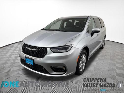 Silver Mist Clearcoat 2023 Chrysler Pacifica Touring L