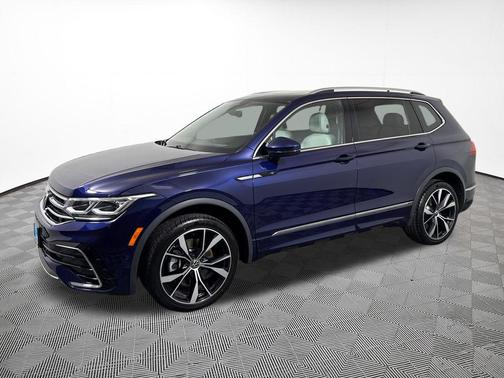 Atlantic Blue Metallic 2022 Volkswagen Tiguan 2.0T SEL R-Line 4MOTION