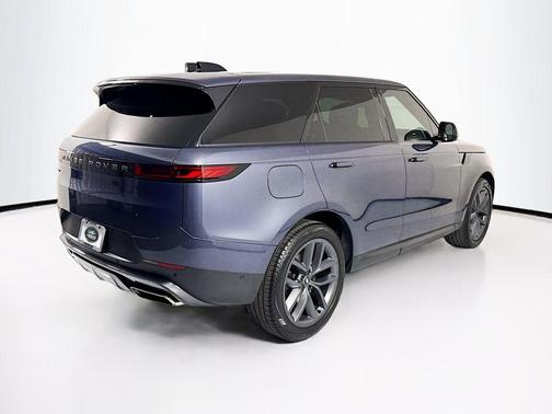 2024 Land Rover Range Rover Sport SE