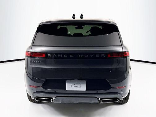 Carpathian Grey 2026 Land Rover Range Rover Sport P400 Dynamic SE