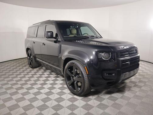 2025 Land Rover Defender V8