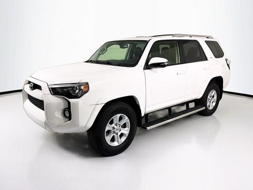 Super White 2018 Toyota 4Runner SR5 Premium