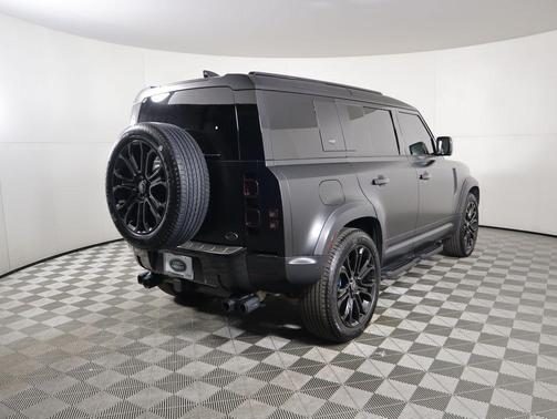 2020 Land Rover Defender 110 HSE