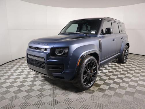 2026 Land Rover Defender 110 V8