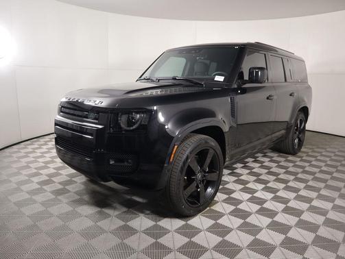 2025 Land Rover Defender V8