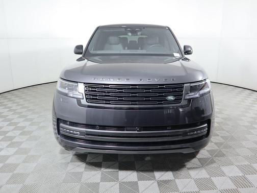 2025 Land Rover Range Rover P530 SE 7 Seat