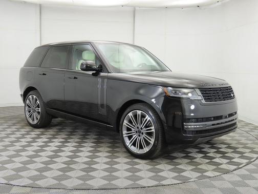 Santorini Black 2026 Land Rover Range Rover P400 SE