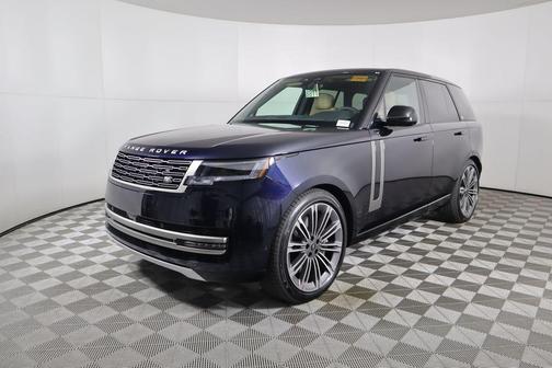 2025 Land Rover Range Rover P530 SE