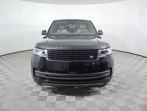 2025 Land Rover Range Rover P400 SE 7 Seat