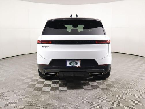 2024 Land Rover Range Rover Sport SE