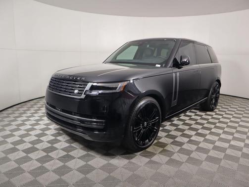 2025 Land Rover Range Rover P530 SE