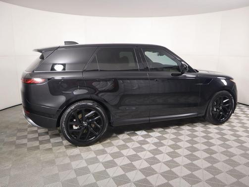 2024 Land Rover Range Rover Sport SE
