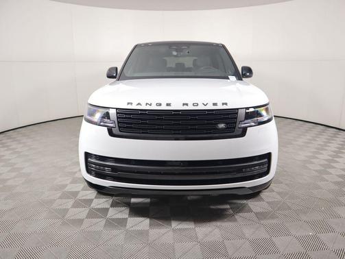 2025 Land Rover Range Rover P530 SE 7 Seat
