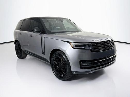 Eiger Grey Metallic 2026 Land Rover Range Rover SE