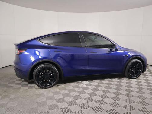 2024 Tesla Model Y Long Range Dual Motor All-Wheel Drive