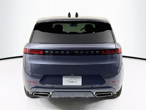 Varesine Blue Metallic 2026 Land Rover Range Rover Sport Dynamic SE