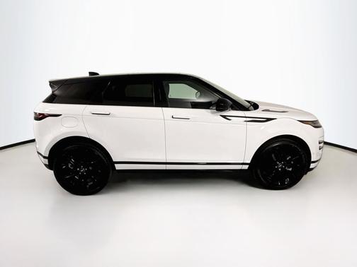 Fuji White 2026 Land Rover Range Rover Evoque Hoxton Edition
