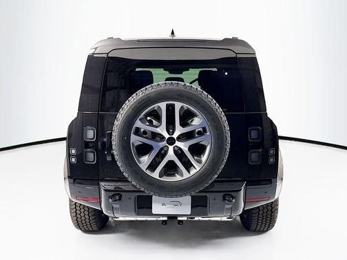 Santorini Black Metallic 2026 Land Rover Defender X-Dynamic SE