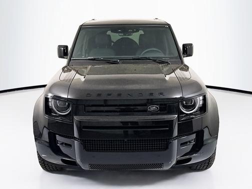 Santorini Black Metallic 2026 Land Rover Defender X-Dynamic SE