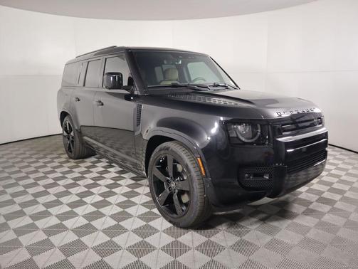 2025 Land Rover Defender V8