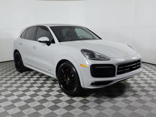 2021 Porsche Cayenne GTS