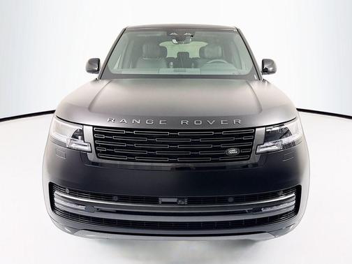 Obsidian Black Satin 2026 Land Rover Range Rover P530 SE 7 Seat