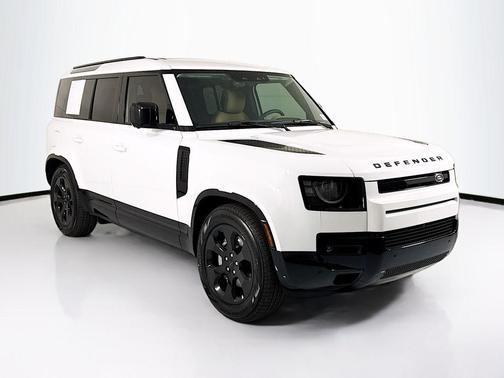 Fuji White 2026 Land Rover Defender P400 X-Dynamic SE
