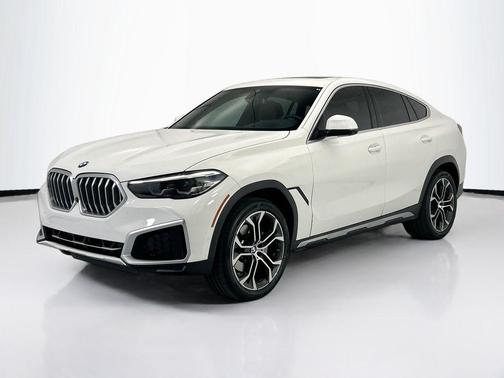 Alpine White 2022 BMW X6 xDrive40i
