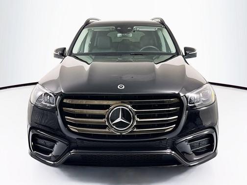 Obsidian Black Metallic 2026 Mercedes-Benz GLS 450 4MATIC
