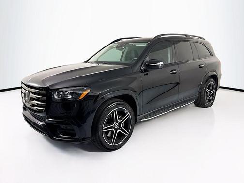 Obsidian Black Metallic 2026 Mercedes-Benz GLS 450 4MATIC