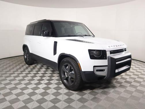 2025 Land Rover Defender 110 P400 S