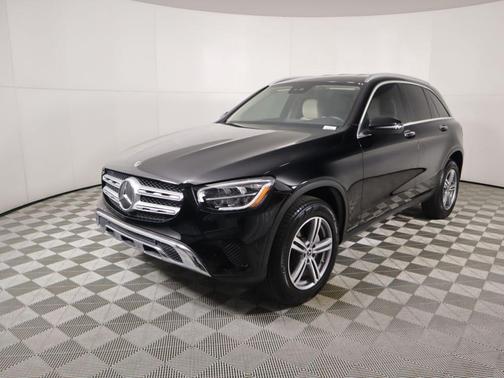 Black 2022 Mercedes-Benz GLC 300 Base