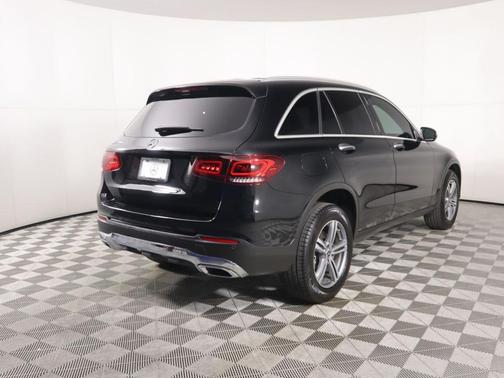 Black 2022 Mercedes-Benz GLC 300 Base