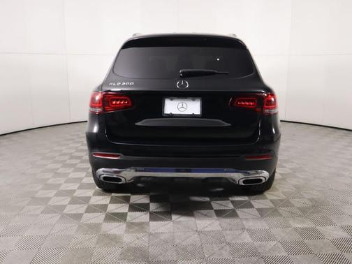 Black 2022 Mercedes-Benz GLC 300 Base