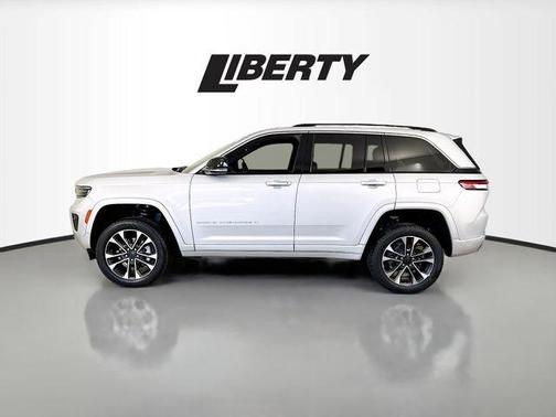 2022 Jeep Grand Cherokee Overland