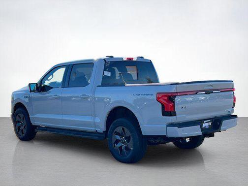 2025 Ford F-150 Lightning LARIAT