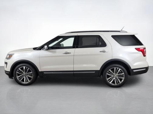 White Platinum Clearcoat Metallic 2019 Ford Explorer Platinum
