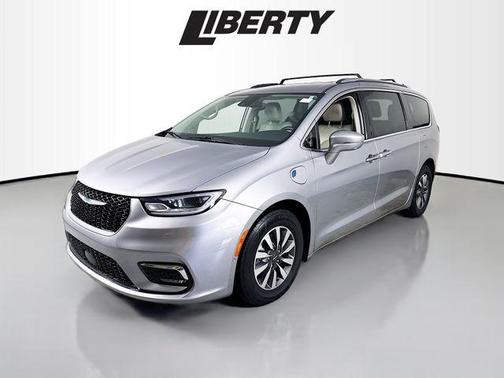 2021 Chrysler Pacifica Hybrid Touring L