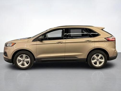 2021 Ford Edge SE