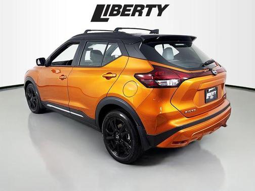2023 Nissan Kicks SR