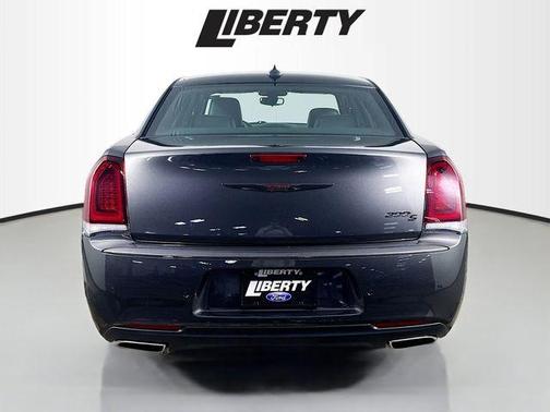 2023 Chrysler 300 S
