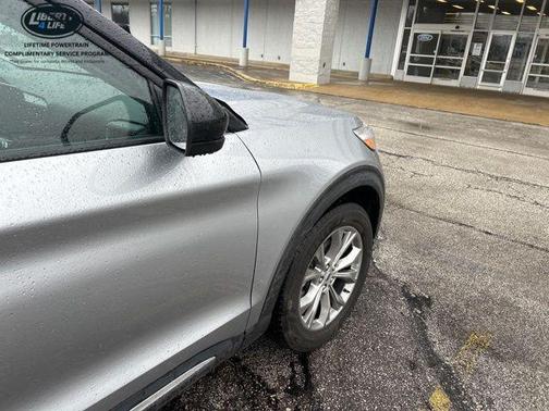 Silver Metallic 2023 Ford Explorer Limited