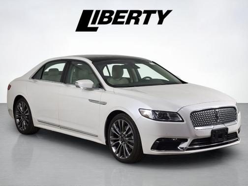 2017 Lincoln Continental Select