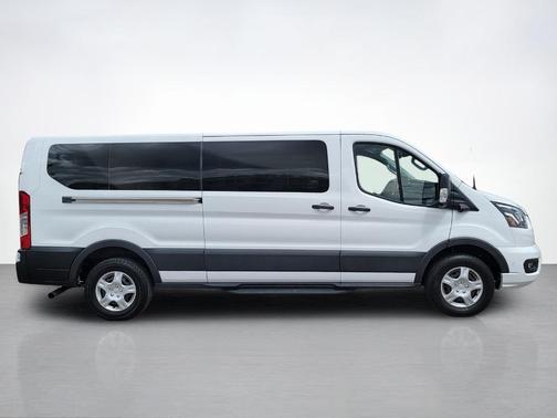 Oxford White 2023 Ford Transit-350 XLT