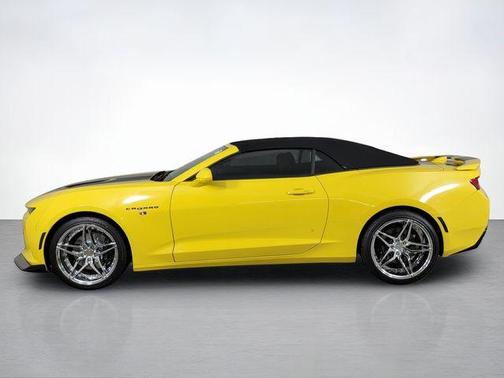 Bright Yellow 2016 Chevrolet Camaro 2SS