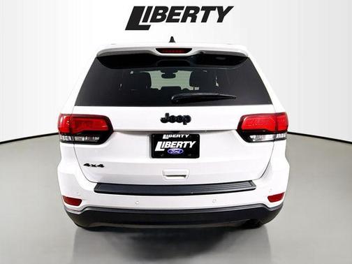 2019 Jeep Grand Cherokee Laredo