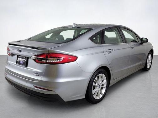 2020 Ford Fusion Hybrid SE